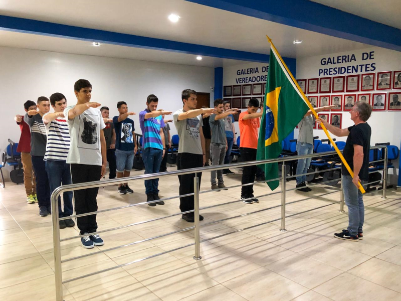 CERIMÔNIA DE JURAMENTO A BANDEIRA